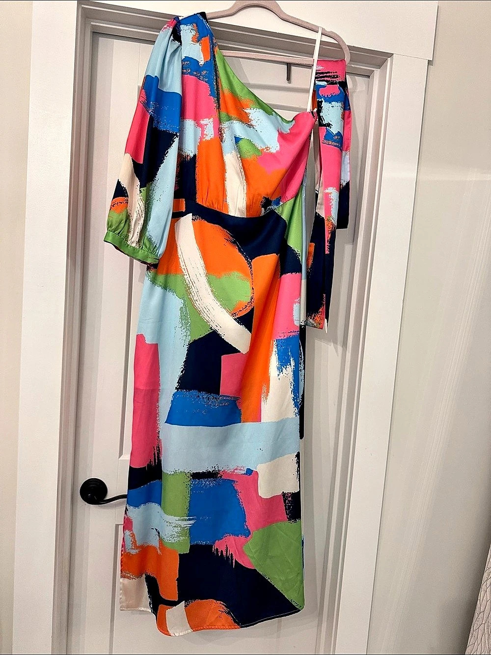 Jade Abstract Midi Dress in Multi Size Medium Like New